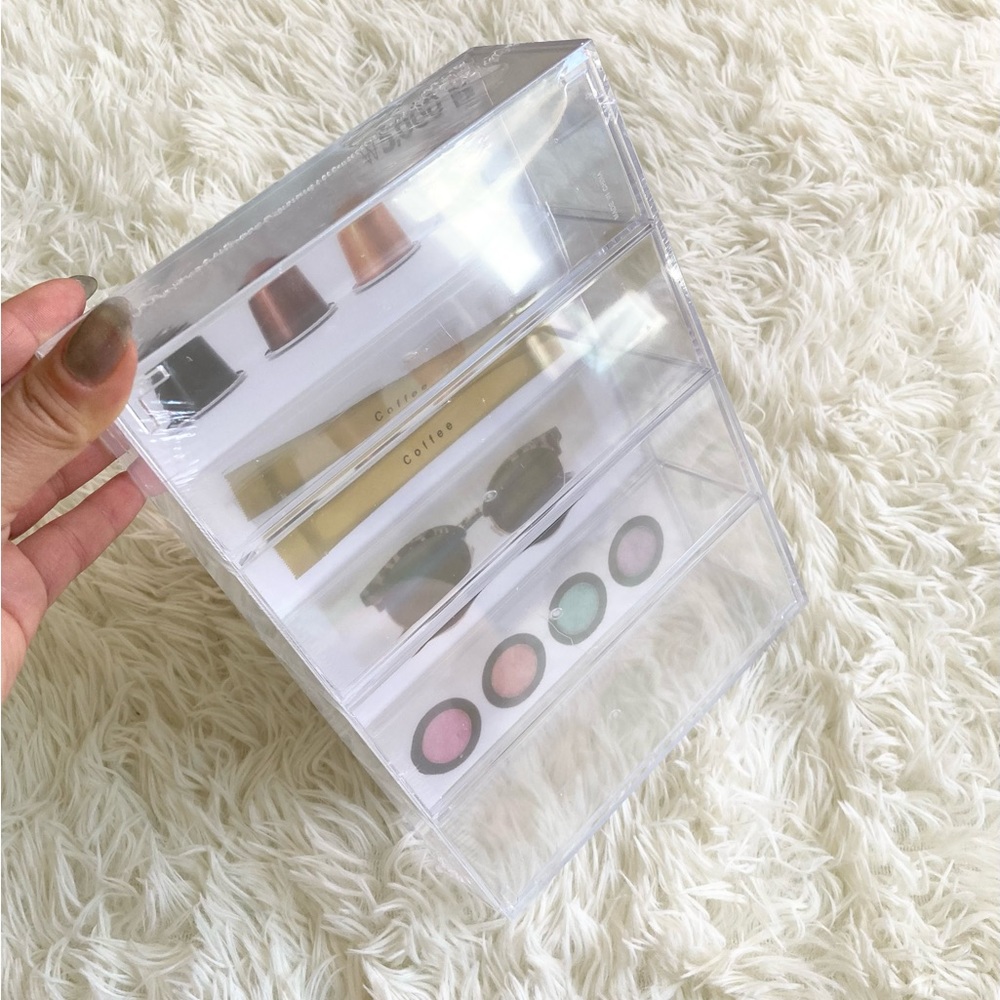 Clear Storage Case - Picture 2 of 10
